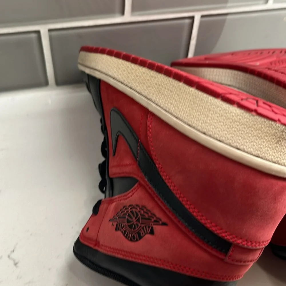 Air Jordan 1 Mid Reverse Bred‎ (554724-610) Size 11